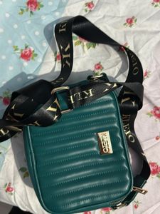 KLEIO olive Green PU Structured Slingbag