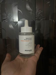 Minimalist Maleic Bond Repair  Serum
