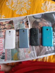 4 Mobiles