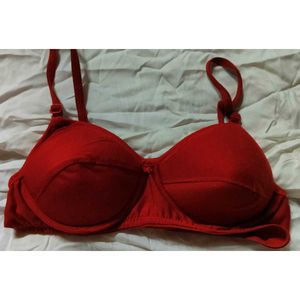Red Soft Padded Bra 🍒 (New Without Tag)
