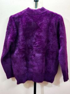 womens imported purple fuzzy sweater/sweatshirt