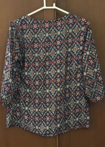 Patterned 3/4 Sleeve Top