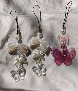 °•Butterfly Phonecharm °•`