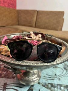 LULU AND SKY SUNGLASSES