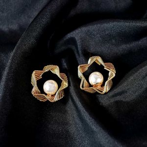 Elegant Gold-Plated Geometric Drop Earrings Pearl