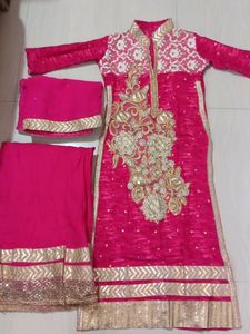 Elegant Pink &amp; Gold Salwar Kameez