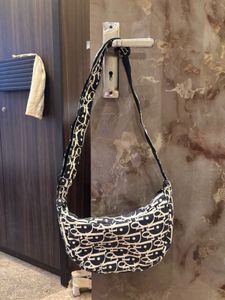 Chic Patterned Handbag