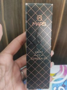Gender:Female,Skin Type:All,Product Benefits:Hydrating,Item Form:Cream,Ingredients:Water, Perfume, Glycerin, Flower Essence,Specific Uses For Product:Blemish, Dark Circle,Country of Origin:India