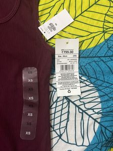 Gap Brand New Sando Xs Size