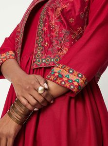 Women Printed Kurta with Jacket