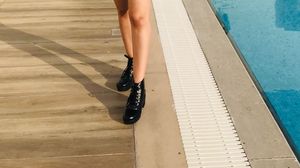 Black Boots