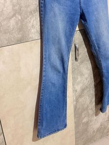 Flared Jeans