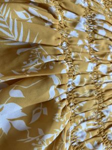 Yellow bodycon ruffle skirt