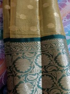 Kanjivaram Silk Yellow Jacquard Saree With Blouse