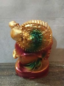 Laughing Buddha Statue