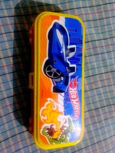 Hot Wheels Pencil Box