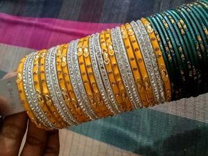BANGLES SETS....🤌❤️✨