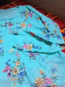 Girlish Top