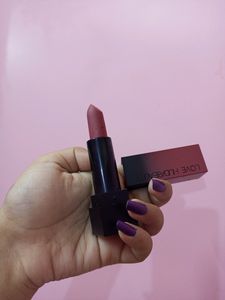 HUDA BEAUTY SET OF 6 LIPSTICKS