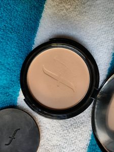 Compact And Foundation