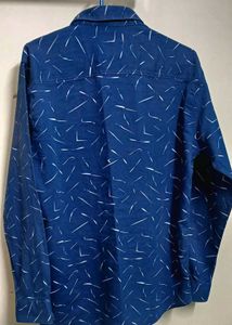 Men&#39;s Stylish Blue Patterned Shirt