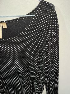 POLKA DOTS TOP 🖤