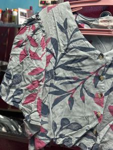Floral Leaf Print Top