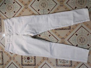 H&amp;M White Jeans Unused