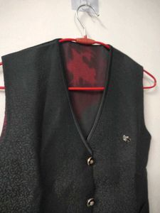 Stylish Black Waistcoat