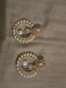 Locket N Earrings Set With Chain