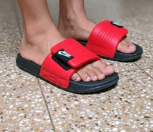 Nike Red &amp; Black Slides