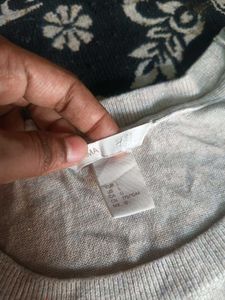 H&amp;M .Basic Knit Top - Long Sleeve