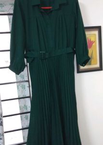 Women&#39;s Green Dress