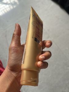 Lakme 9 To 5 Lumilit Shimmer Lotion