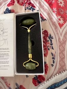 Dromen &amp; Co Jade Facial Roller