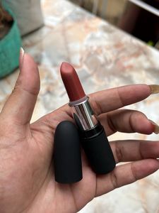 Swiss Beauty Lipstick