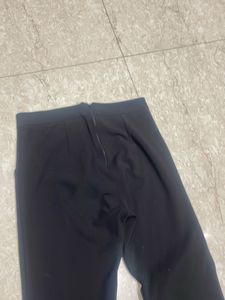 Ruffle Flare Leggings