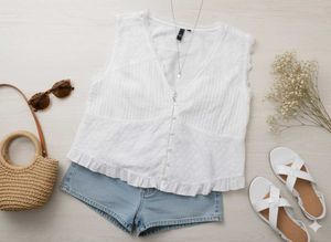 Lace Trim Sleeveless Top