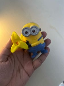 Minion McDonalds Toy With Banana Gun
