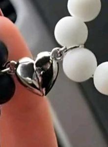 Magnet 2 Pair Heart Bracelets ❤️