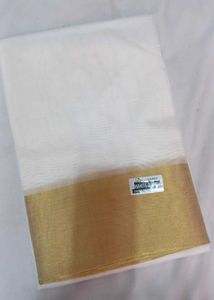 Elegant White &amp; Gold Kerala Saree