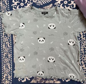 3 Womens’ Tshirts