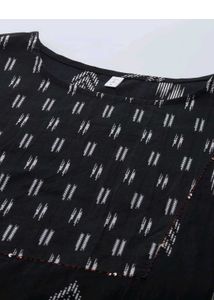 Black &amp; White Printed Kurta Set