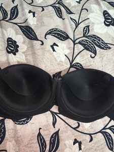 Black Strapless Bra