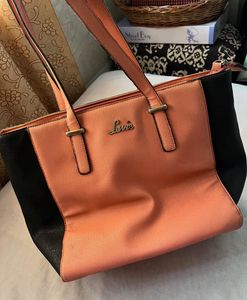Lavie Tote Bag