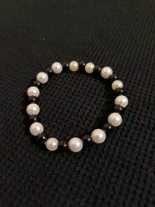 Classic Black And White Beads Bracelets