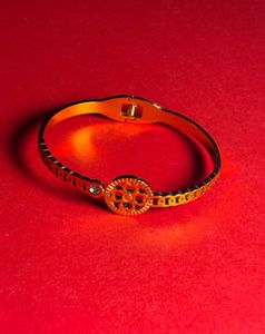 2 Luxe Gold Tone Bracelet