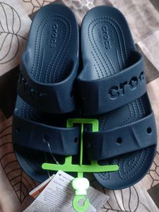 Navy Crocs Bay Platform Sandals - Women&#39;s Size 9