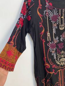 Elegant Embroidered Kurta