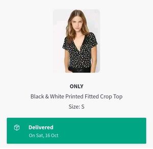 Only Black Crop Top